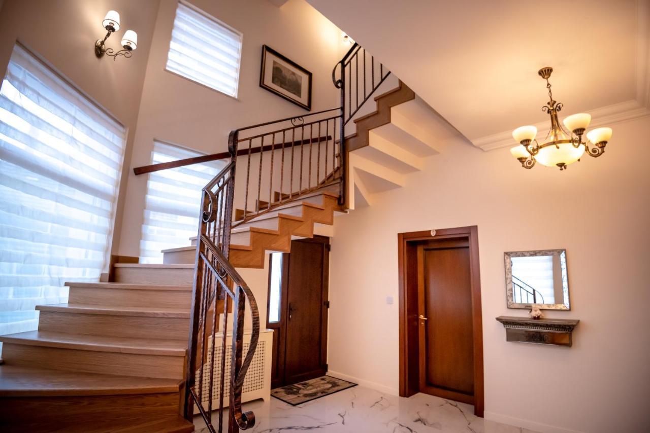 Bed and Breakfast Ana Boutique Alba Iulia Exterior foto